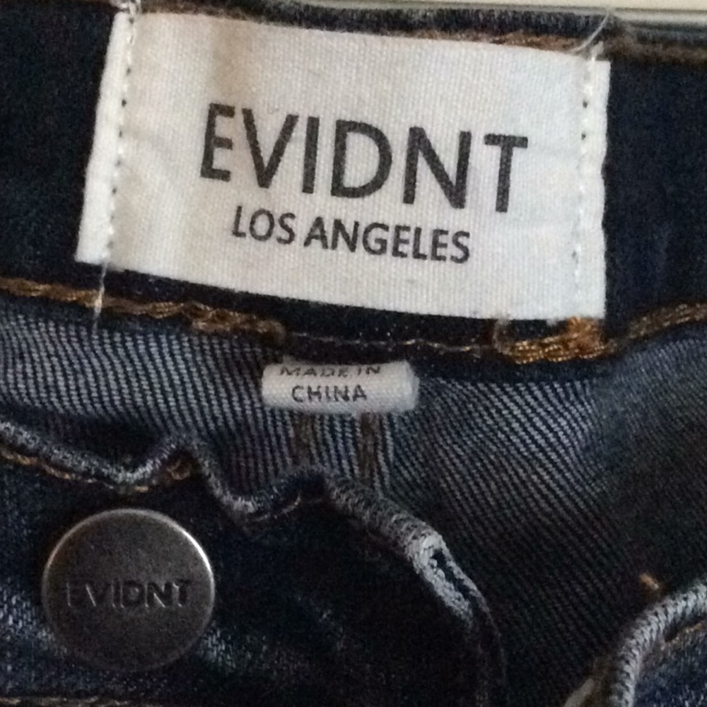Jeans - Picture 3 of 3